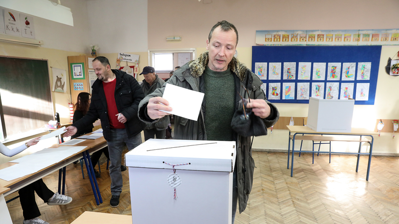 Second tour présidentiel croate : Milanovic contre Primorac pour décider de l’avenir Second tour présidentiel croate : Milanovic contre Primorac pour décider de l'avenir