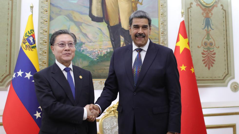 Le représentant spécial de la Chine adresse de chaleureuses salutations lors de l'investiture de Maduro
