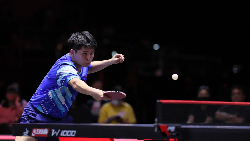 Les pongistes chinois progressent à l'Open de Singapour dans les huitièmes de finale