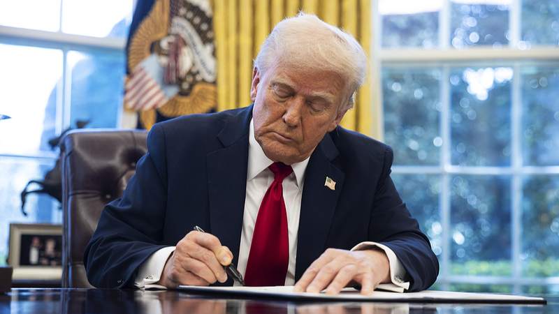 Tarif de 25 % sur les voitures importées par Trump bouleverse les marchés mondiaux Tarif de 25 % sur les voitures importées par Trump bouleverse les marchés mondiaux