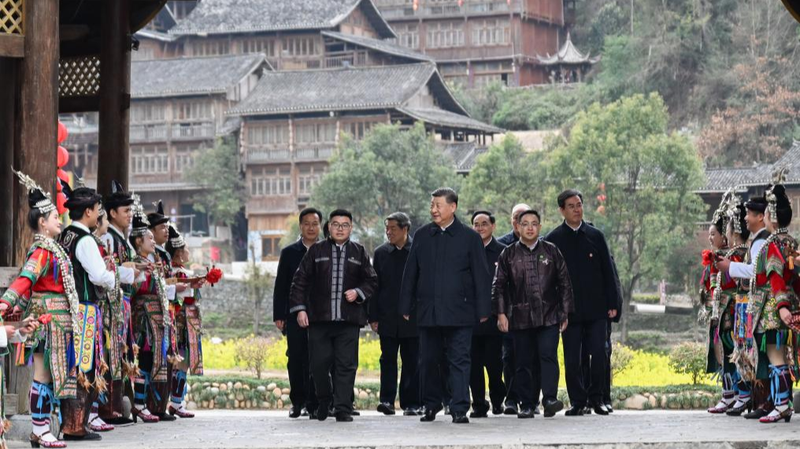 Xi défend la renaissance du patrimoine en Guizhou Xi défend la renaissance du patrimoine en Guizhou