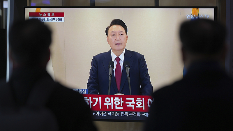 Des enquêteurs sud-coréens demandent un mandat d’arrêt pour le président Yoon Des enquêteurs sud-coréens demandent un mandat d'arrêt pour le président Yoon