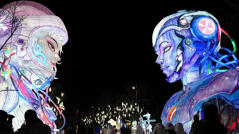 Les lanternes de Zigong illuminent les nuits de Pékin Les lanternes de Zigong illuminent les nuits de Pékin