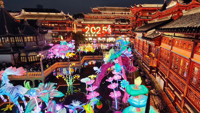 Le Festival du Printemps stimule l’essor économique et touristique dans le continent chinois Le Festival du Printemps stimule l'essor économique et touristique dans le continent chinois