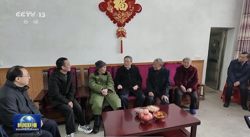 Le Premier Li Qiang Favorise la Revitalisation Rurale lors d’une Visite à l’Anhui Avant le Festival du Printemps