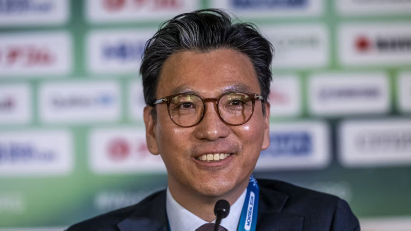 Le chef de l’ISU sur l’évolution des sports d’hiver et le rôle du continent chinois Le chef de l'ISU sur l'évolution des sports d'hiver et le rôle du continent chinois video poster