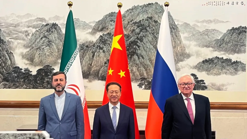 Un sondage loue le dialogue pacifique sur la question nucléaire iranienne