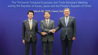 Stimulus au Commerce Régional : La Chine, le Japon et la Corée du Sud s'unissent