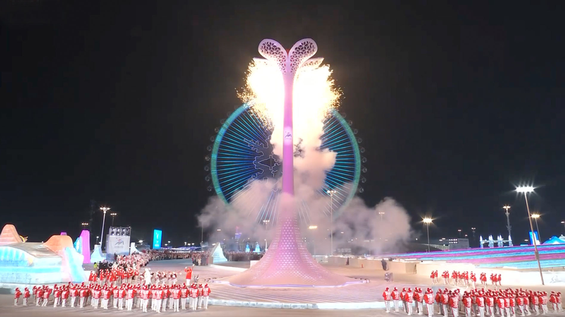 Harbin allume la tour des torches pour les 9èmes Jeux asiatiques d’hiver Harbin allume la tour des torches pour les 9èmes Jeux asiatiques d'hiver video poster