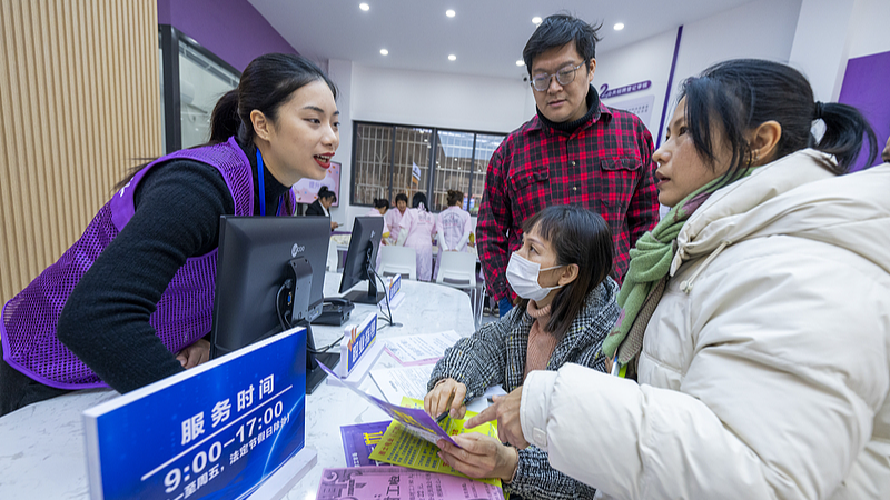 La Chine continentale ajoute 12,56M d’emplois urbains en 2024, emploi stable La_Chine_continentale_ajoute_12_56M_d_emplois_urbains_en_2024__emploi_stable