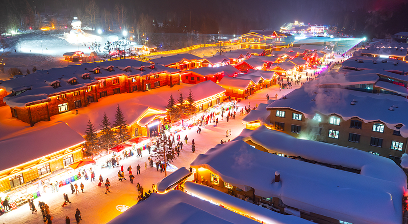 La_Ville_de_Neige_de_Chine_Brille_avec_la_Magie_du_Festival_du_Printemps