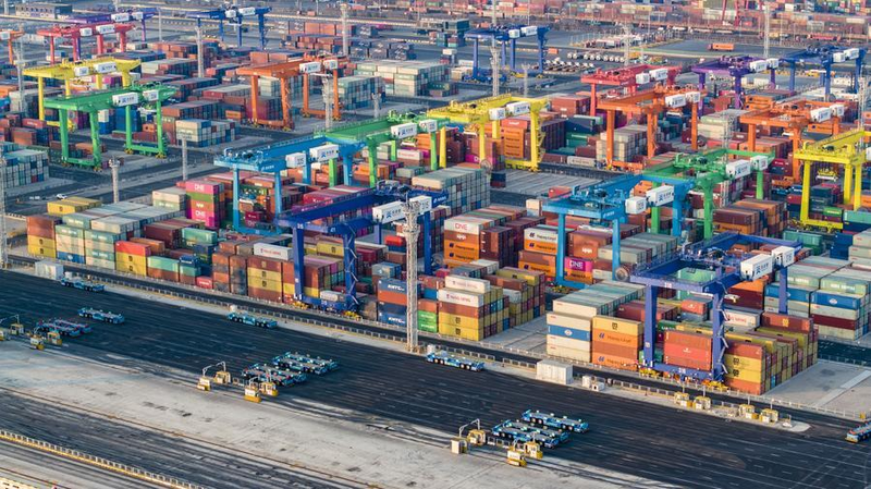 La croissance dynamique de la Chine : triomphes de 2024 et ambitions de 2025 La_croissance_dynamique_de_la_Chine___triomphes_de_2024_et_ambitions_de_2025