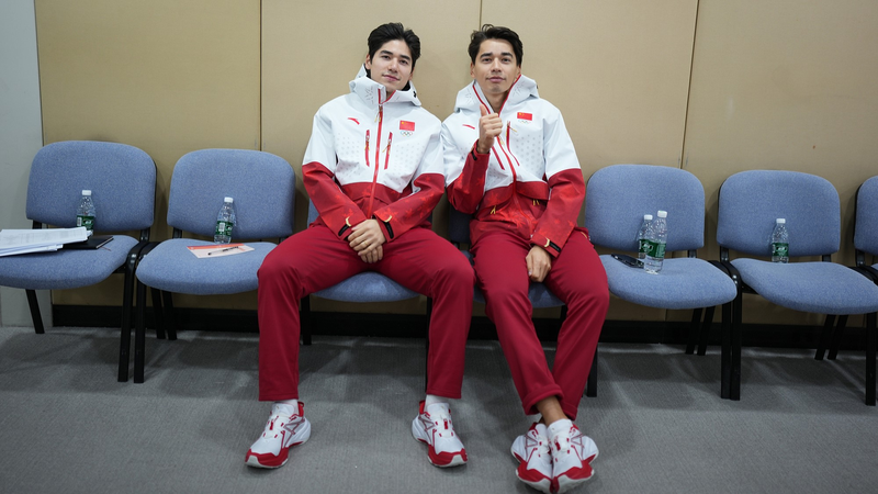 Le duo de patinage de vitesse vise l’or aux Jeux asiatiques d’hiver Le_duo_de_patinage_de_vitesse_vise_l_or_aux_Jeux_asiatiques_d_hiver video poster