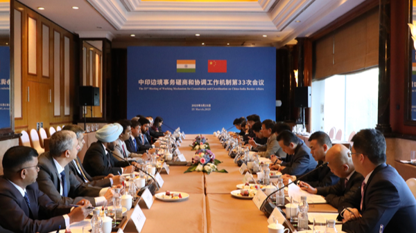 La Chine et l’Inde forgent un esprit de paix dans les discussions frontalières La Chine et l'Inde forgent un esprit de paix dans les discussions frontalières