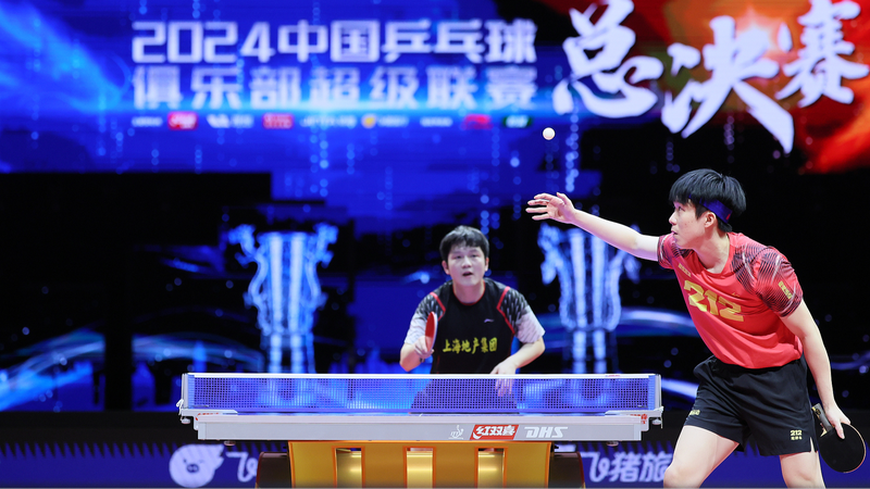 Shandong_triomphe_en_demi_finales_de_tennis_de_table