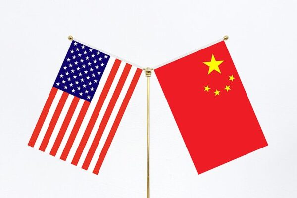 Wang Yi plaide pour un dialogue constructif entre les États-Unis et la Chine Wang Yi plaide pour un dialogue constructif entre les États-Unis et la Chine