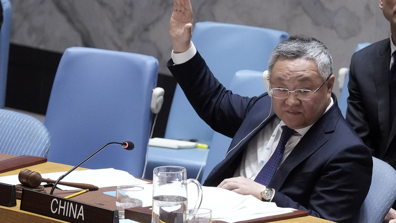 La Chine exhorte l’ONU à renforcer les pourparlers de paix sur la crise ukrainienne La Chine exhorte l'ONU à renforcer les pourparlers de paix sur la crise ukrainienne