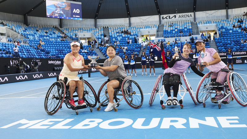 Victoire_historique_du_Grand_Chelem_pour_Wang_et_Li_en_tennis_en_fauteuil_roulant