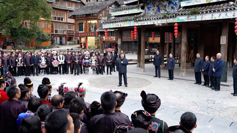 Xi Jinping visite un village du Guizhou pour la revitalisation rurale Xi_Jinping_visite_un_village_du_Guizhou_pour_la_revitalisation_rurale video poster
