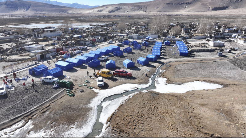 Séisme au Xizang : 15 000 sauveteurs portent l’espoir Séisme au Xizang : 15 000 sauveteurs portent l'espoir video poster