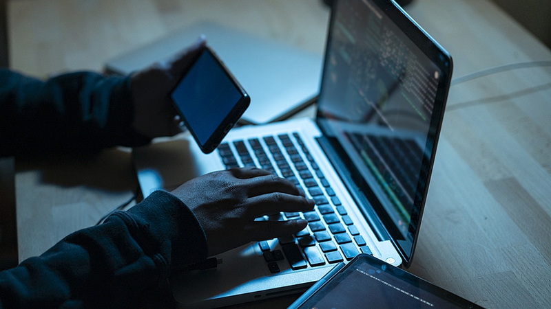 Plus de 920 suspects de fraude téléphonique remis à la Chine continentale par le Myanmar Plus de 920 suspects de fraude téléphonique remis à la Chine continentale par le Myanmar