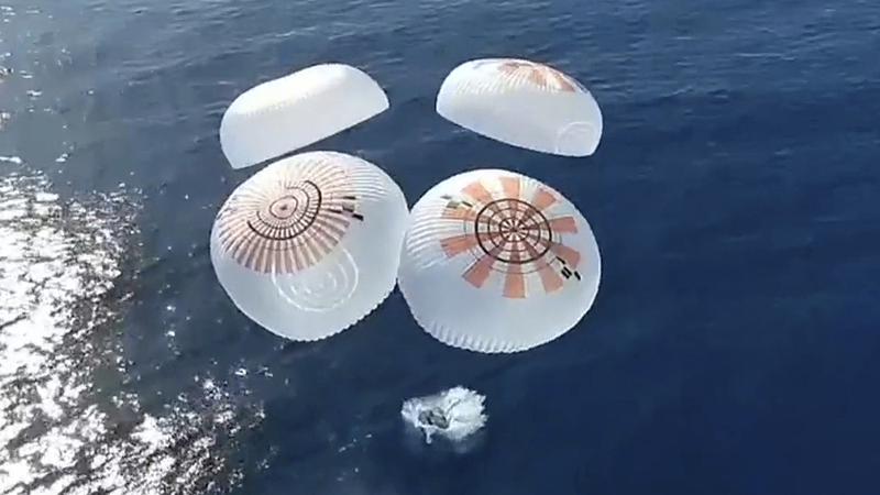 4 explorateurs de l'espace terminent un voyage épique en orbite polaire