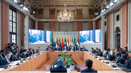 Les BRICS à Rio : Réformer la gouvernance mondiale pour une croissance partagée Les BRICS à Rio : Réformer la gouvernance mondiale pour une croissance partagée
