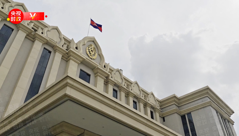 Xi Jinping rencontre le Premier ministre cambodgien Hun Manet à Phnom Penh