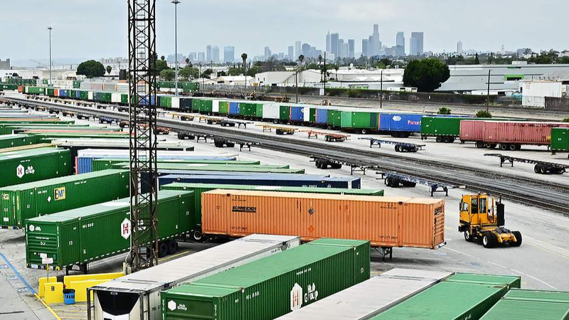 Tarifs ou Taxes ? Le coût caché de la politique commerciale américaine pour les Américains au quotidien