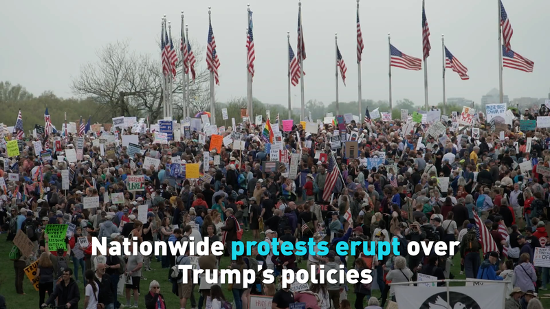 Des manifestations éclatent aux États-Unis contre les politiques économiques de Trump video poster