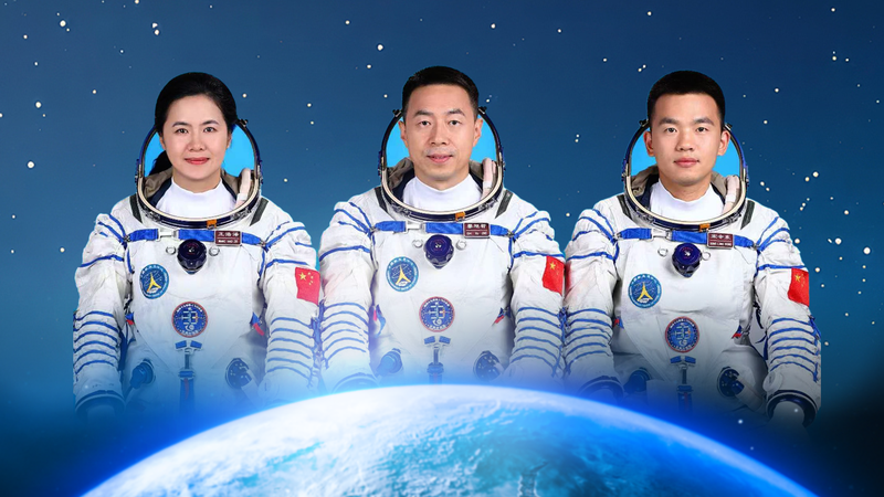 L’équipage de Shenzhou-19 revient après une sortie dans l’espace de 9 heures record L'équipage de Shenzhou-19 revient après une sortie dans l'espace de 9 heures record video poster