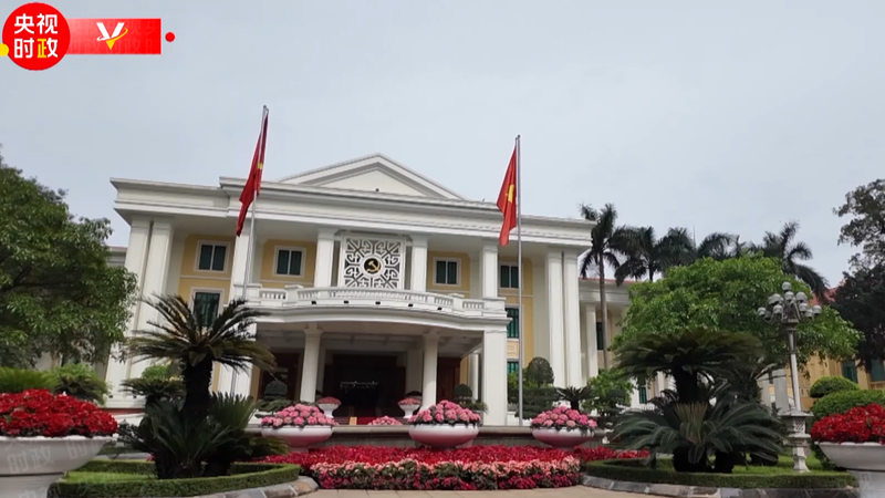 Xi Jinping rencontre To Lam à Hanoï : Construire des ponts régionaux