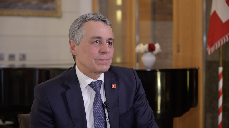 Le ministre suisse des Affaires étrangères voit l’innovation dans les relations Chine-Suisse Le ministre suisse des Affaires étrangères voit l'innovation dans les relations Chine-Suisse video poster