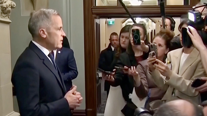 Le Canada promet des contre-mesures contre les tarifs américains video poster