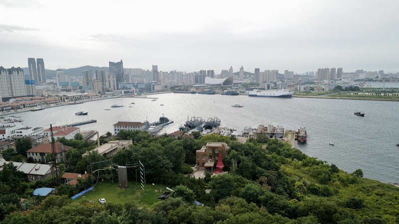 Mont Yantai : Où la mer rencontre la ville video poster