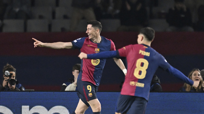 Barcelone écrase Dortmund 4-0, le PSG bat Aston Villa Barcelone écrase Dortmund 4-0, le PSG bat Aston Villa