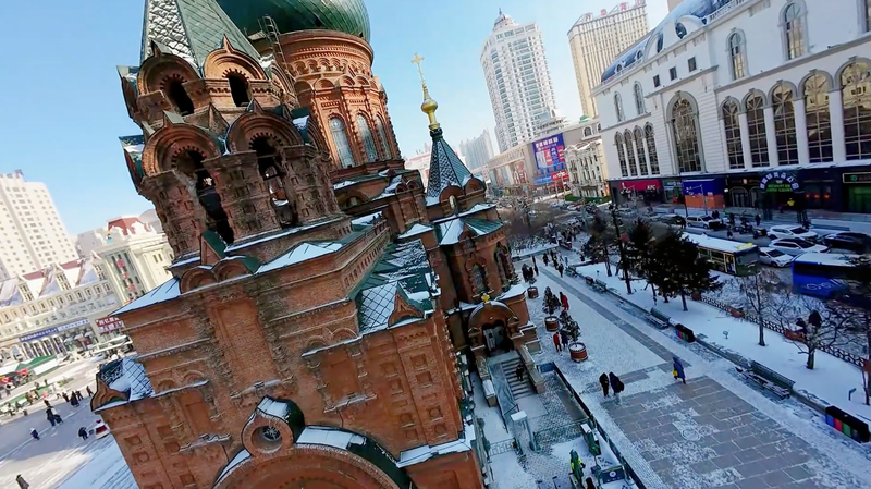Un drone dévoile la magie hivernale de Harbin video poster
