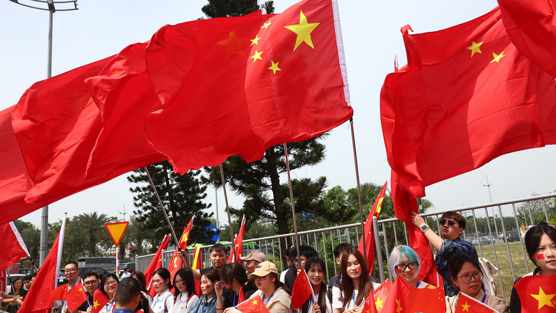 Xi Jinping envisage des discussions approfondies avec les dirigeants vietnamiens Xi_Jinping_envisage_des_discussions_approfondies_avec_les_dirigeants_vietnamiens