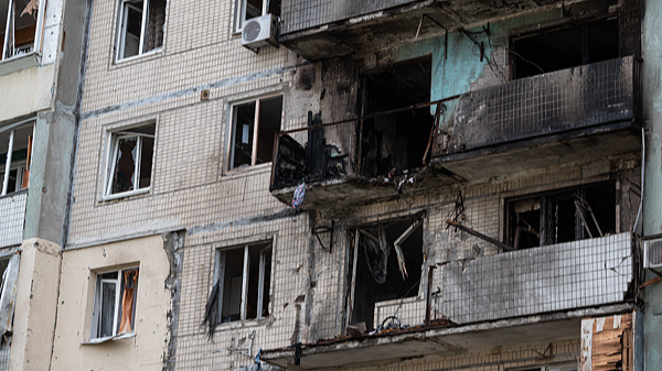 Kyiv touchée par une importante attaque russe de missiles et drones, 15 blessés Kyiv touchée par une importante attaque russe de missiles et drones, 15 blessés