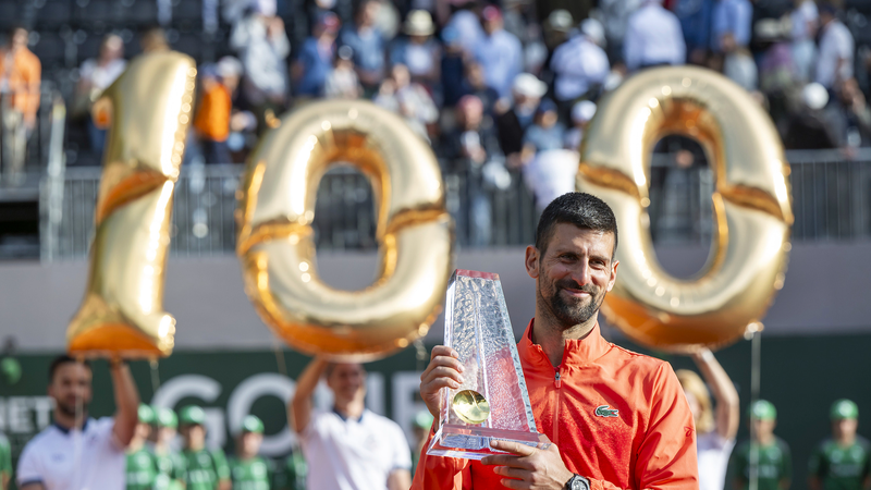 Djokovic atteint 100 titres avec une victoire à l’Open de Genève Djokovic atteint 100 titres avec une victoire à l'Open de Genève