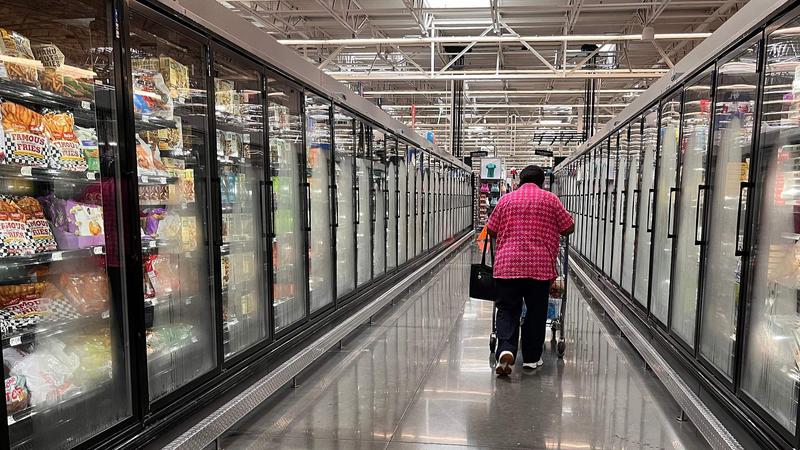 Les tarifs étranglent les détaillants américains : Target et Walmart ressentent la pression Les tarifs étranglent les détaillants américains : Target et Walmart ressentent la pression
