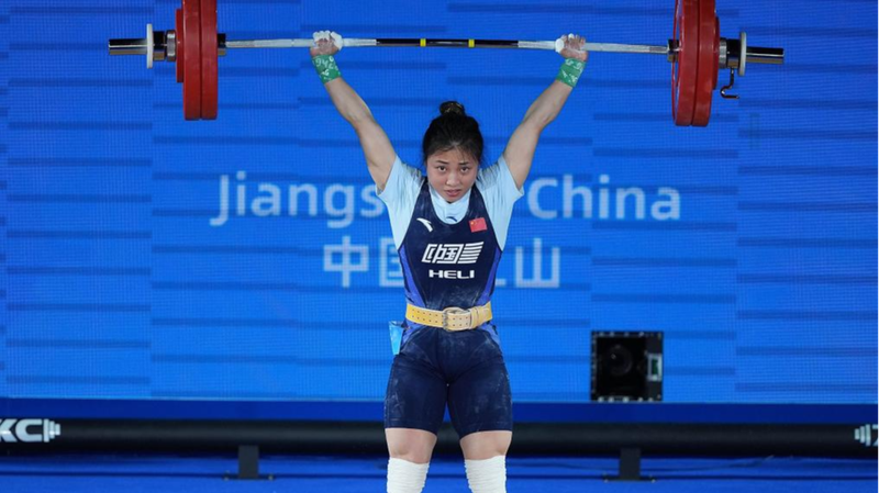 Zhang Haiqin domine aux Championnats asiatiques d’haltérophilie Zhang Haiqin domine aux Championnats asiatiques d'haltérophilie
