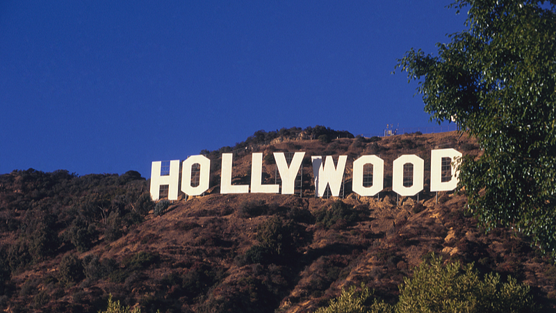Hollywood sous tension alors que les tarifs cinématographiques de Trump suscitent des craintes de représailles Hollywood sous tension alors que les tarifs cinématographiques de Trump suscitent des craintes de représailles