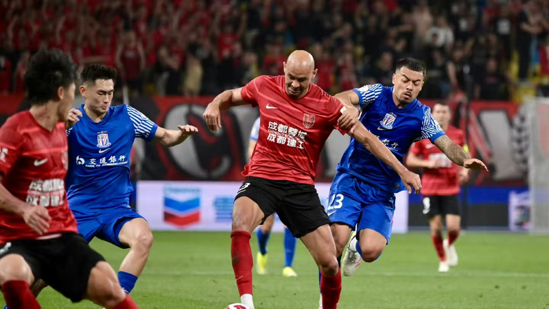 Chengdu en tête du classement CSL avec une victoire 1-0, Qingdao brille dans une victoire 3-1 Chengdu en tête du classement CSL avec une victoire 1-0, Qingdao brille dans une victoire 3-1