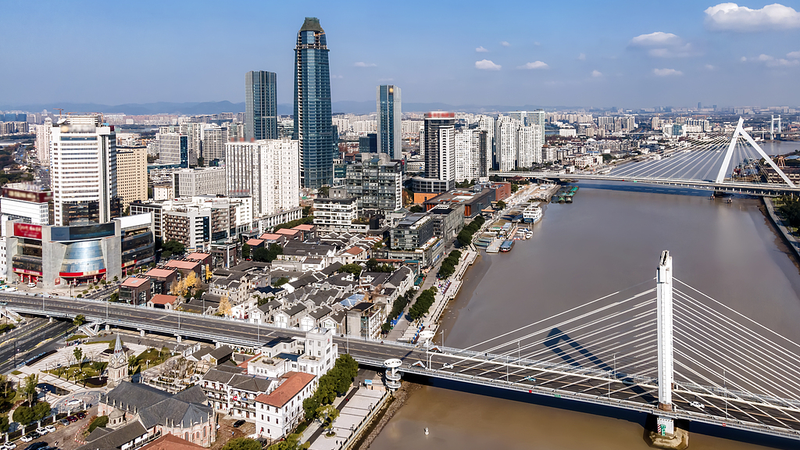 Sanjiangkou : Où l'histoire rencontre la vibe moderne à Ningbo video poster
