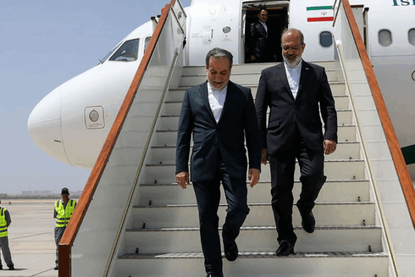 Les discussions Iran-États-Unis à Oman deviennent ‘sérieuses et franches’ alors que l’accord de 2015 se profile Les discussions Iran-États-Unis à Oman deviennent 'sérieuses et franches' alors que l'accord de 2015 se profile