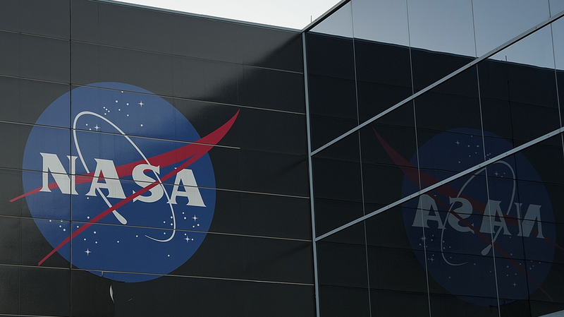 Le budget 2026 de Trump réduit la fusée lunaire de la NASA et tourne son regard vers Mars Le budget 2026 de Trump réduit la fusée lunaire de la NASA et tourne son regard vers Mars