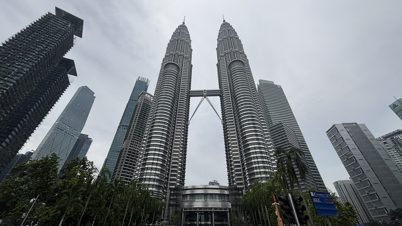Le Premier ministre chinois Li Qiang arrive à Kuala Lumpur pour le premier sommet ASEAN-GCC-Chine Le Premier ministre chinois Li Qiang arrive à Kuala Lumpur pour le premier sommet ASEAN-GCC-Chine