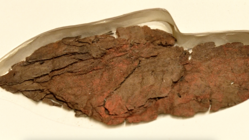 Les manuscrits en soie Chu vieux de 2300 ans reviennent à Pékin video poster