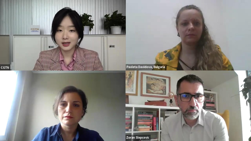 Journalistes d’Europe centrale et orientale sur l’Expo Chine-CEEC et le commerce mondial Journalistes_d_Europe_centrale_et_orientale_sur_l_Expo_Chine_CEEC_et_le_commerce_mondial video poster